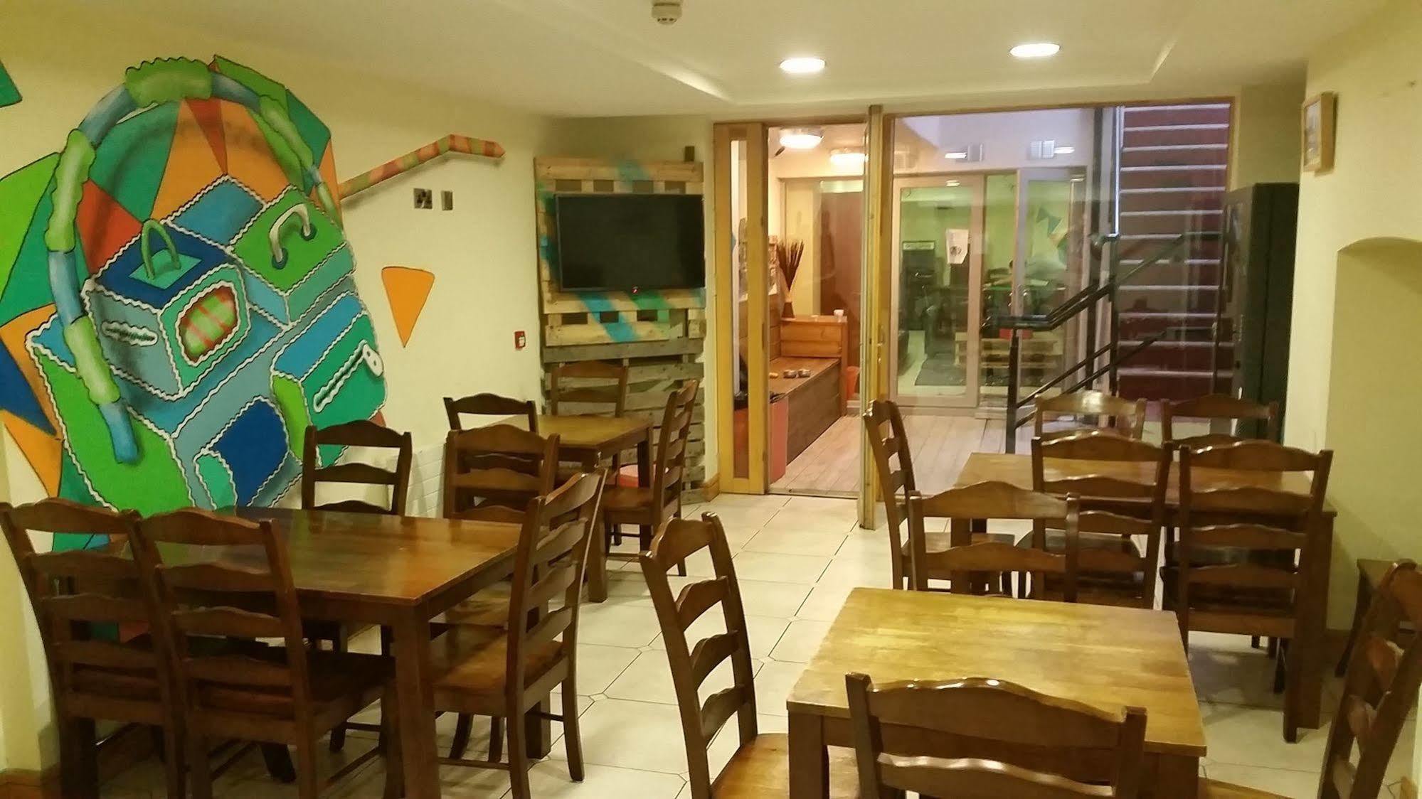 Egali Hostel Дъблин Екстериор снимка